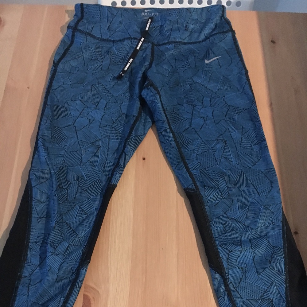 Nike Dri fit size small